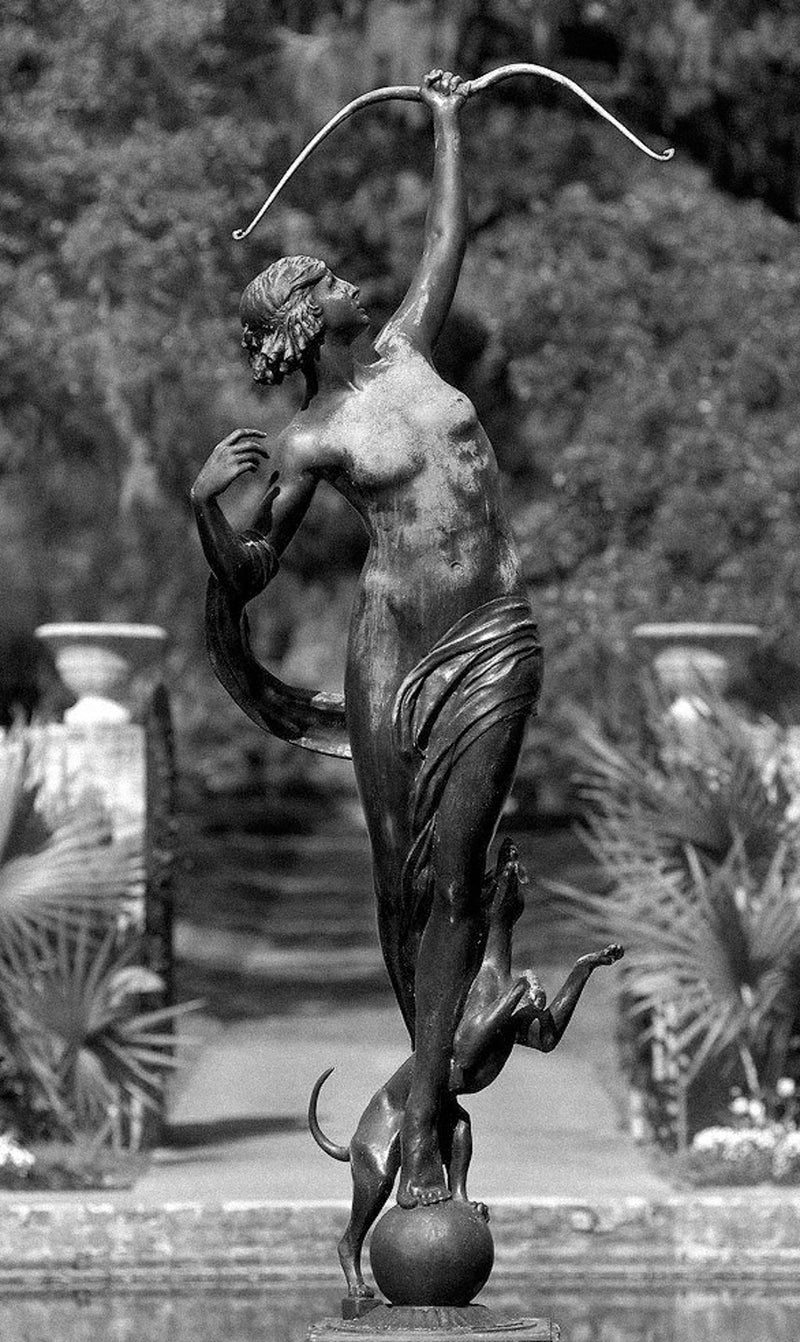 Autumn's Muse: Artemis